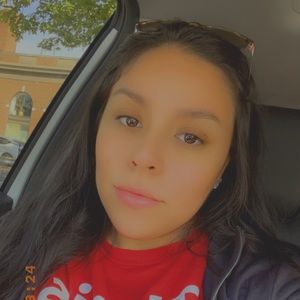 Meet your Posher, Catherine